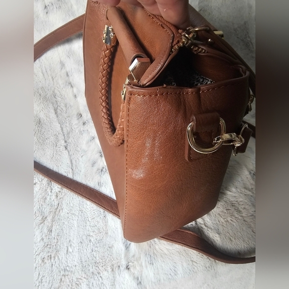 Madison West - Picture 5 of 9